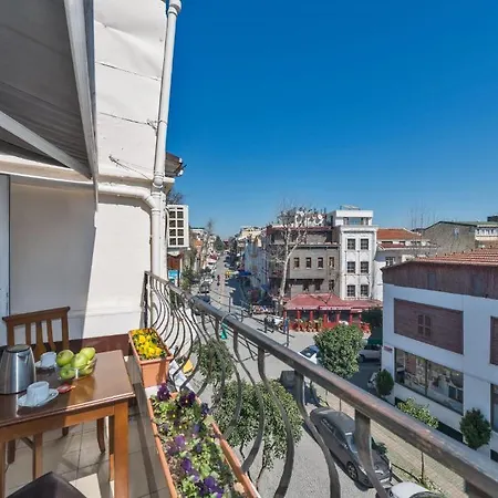 Turgut İstanbul