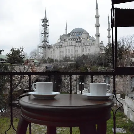 호텔 Turgut